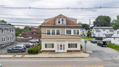1872 Smith St, North Providence, RI 02911 - photo 4