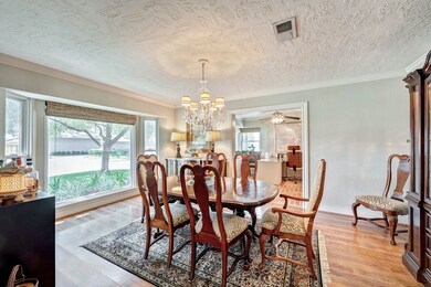 13710 Barryknoll Ln, Houston, TX 77079 - photo 4