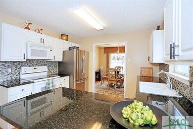 161 Druid Cir, Savannah, GA 31410 - photo 7