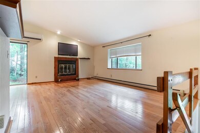 39 Lancaster Farm Rd, Salem, NH 03079 - photo 2