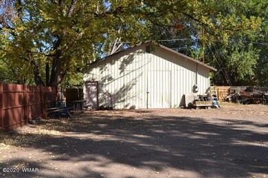 211 Main St 001