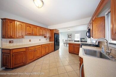 plenty of counter space