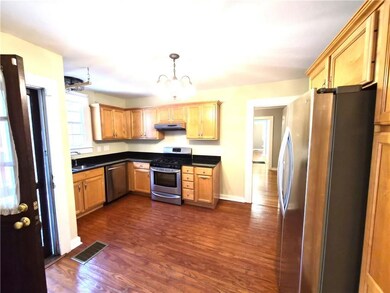 5324 Magazine St, New Orleans, LA 70115 - photo 4