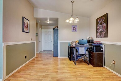 9424 Checkerbloom Dr, Oklahoma City, OK 73165 - photo 3