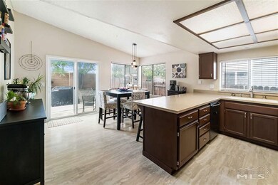 2010 Burnside Dr, Sparks, NV 89434 - photo 3