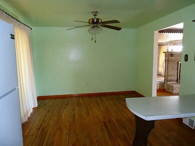 Dining Room. Sliding doors to back porch.