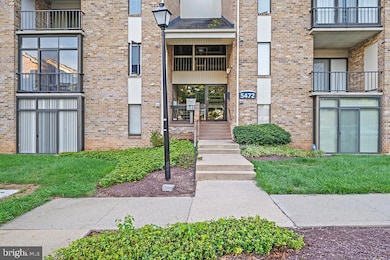 5472 Cedar Ln unit A4, Columbia, MD 21044 - photo 2