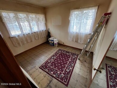 16 Puritan Dr, Schenectady, NY 12306 - photo 3