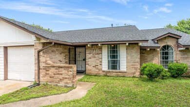 2110 Beaver Bend Rd, Houston, TX 77088 - photo 3