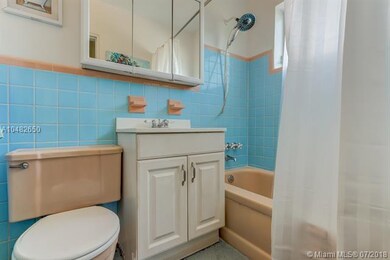 7945 Carlyle Ave unit 10, Miami Beach, FL 33141 - photo 6