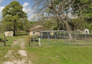 18357 Pickering Rd, Conroe, TX 77302 - photo 5