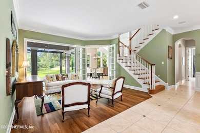 Living Room to Screen room