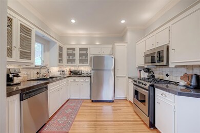 1027 W Gardner St, Houston, TX 77009 - photo 5