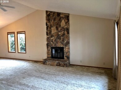 2777 Bailey Ln, Eugene, OR 97401 - photo 3