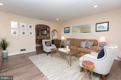 358 Old Trail Rd, Baltimore, MD 21212 - photo 4