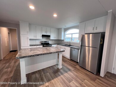 1193 Aspen Ave, Craig, CO 81625 - photo 4