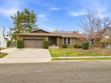 2619 E Sundance Dr, Sandy, UT 84093 - photo 3