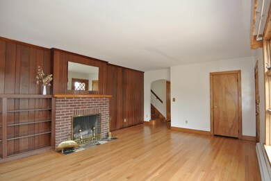 Built in bookcases