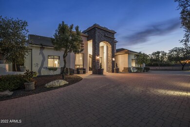 2695 E Saddle Mountain