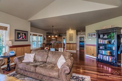 3405 NW Bryce Canyon Ln, Bend, OR 97701 - photo 7