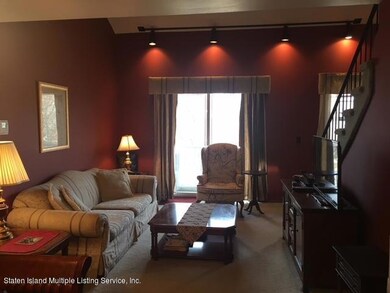 65 Elmwood Park Dr unit 26, Staten Island, NY 10314 - photo 2