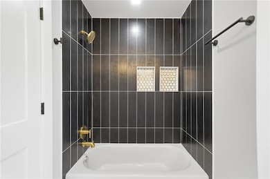 417 Crestmont Ln, Canton, GA 30114 - photo 6