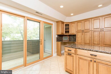 7022 Channel Village Ct unit 101, Annapolis, MD 21403 - photo 6