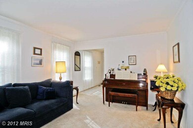 8450 Heatherwold Dr, Laurel, MD 20723 - photo 2