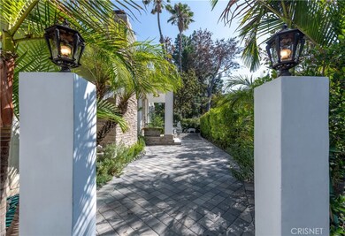 3828 Hayvenhurst Ave, Encino, CA 91436 - photo 5