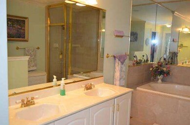 342 N Water St, Batavia, IL 60510 - photo 4