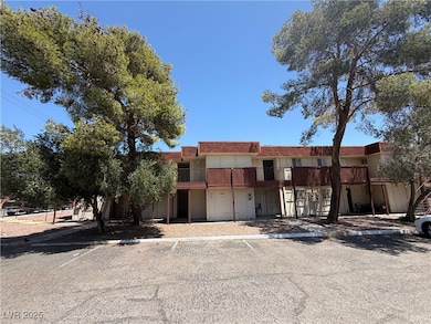 5330 Swenson St unit 63, Las Vegas, NV 89119 - photo 2