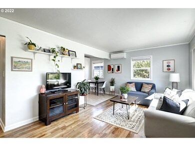 Living Room/Dining Room