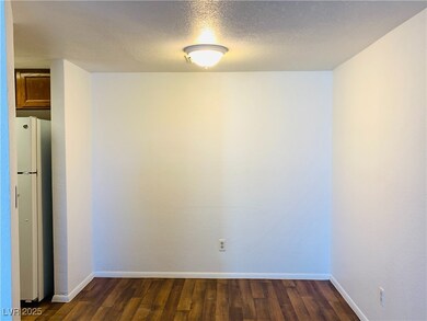 3751 Shirebrook Dr unit 42, Las Vegas, NV 89115 - photo 4
