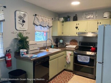 Kitchen2