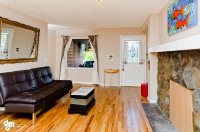 [photo 2246695] Living Room