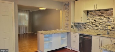 17733 Lochness Cir, Olney, MD 20832 - photo 6