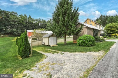 73 Mill St, Stewartstown, PA 17363 - photo 4