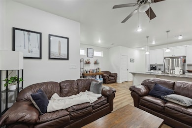 1952 Royal Loop, Belton, TX 76513 - photo 3