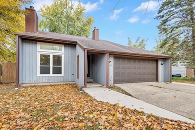 1718 Acorn Ct, Menasha, WI 54952 - photo 2