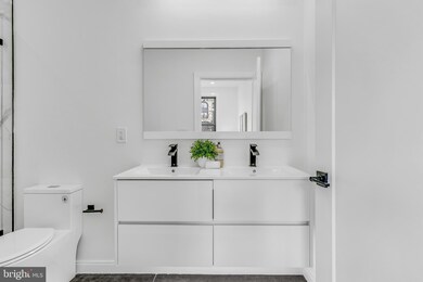 1440 Oak St NW unit 2, Washington, DC 20010 - photo 5