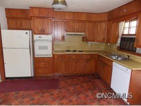 1537 Pleasant Grove Rd, Hendersonville, NC 28739 - photo 7