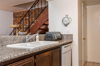 06-Kitchen