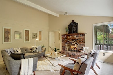 17836 Talbot Rd, Edmonds, WA 98026 - photo 4