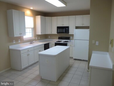 21548 Bankbarn Terrace, Broadlands, VA 20148 - photo 4