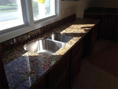 171 Old Fall River Rd, Swansea, MA 02777 - photo 5