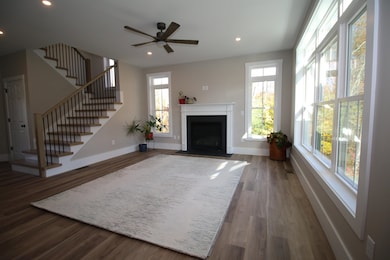 433 Blane Cir unit 9, Pembroke, NH 03275 - photo 7