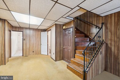 2426 Aspen St, Philadelphia, PA 19130 - photo 3