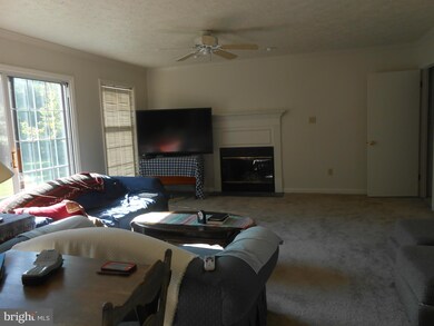 18525 Pilgrims Ct, Lexington Park, MD 20653 - photo 4