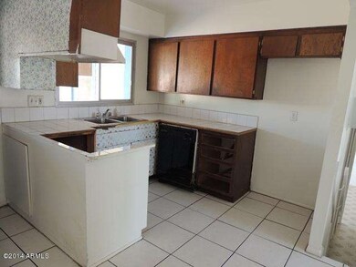 KITCHEN (1)