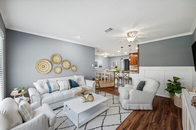 1035 W 30th St, Houston, TX 77018 - photo 2